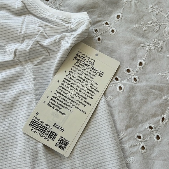 Lululemon Top - Picture 6 of 9